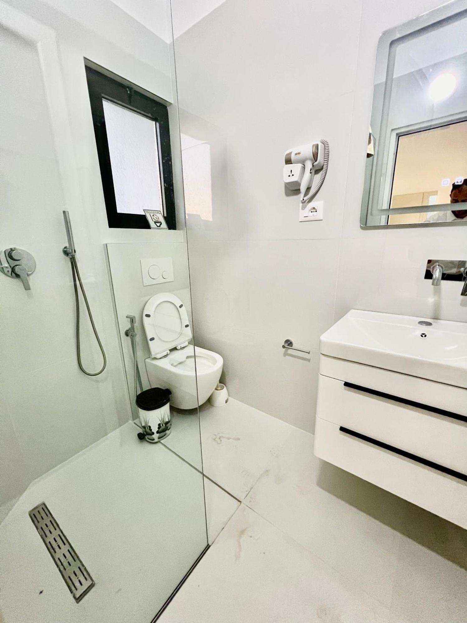 Hotel Vip Bujari Ksamil Zewnętrze zdjęcie